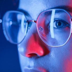 Estetica e Sorriso "Chirurgia dell’occhio in Albania"